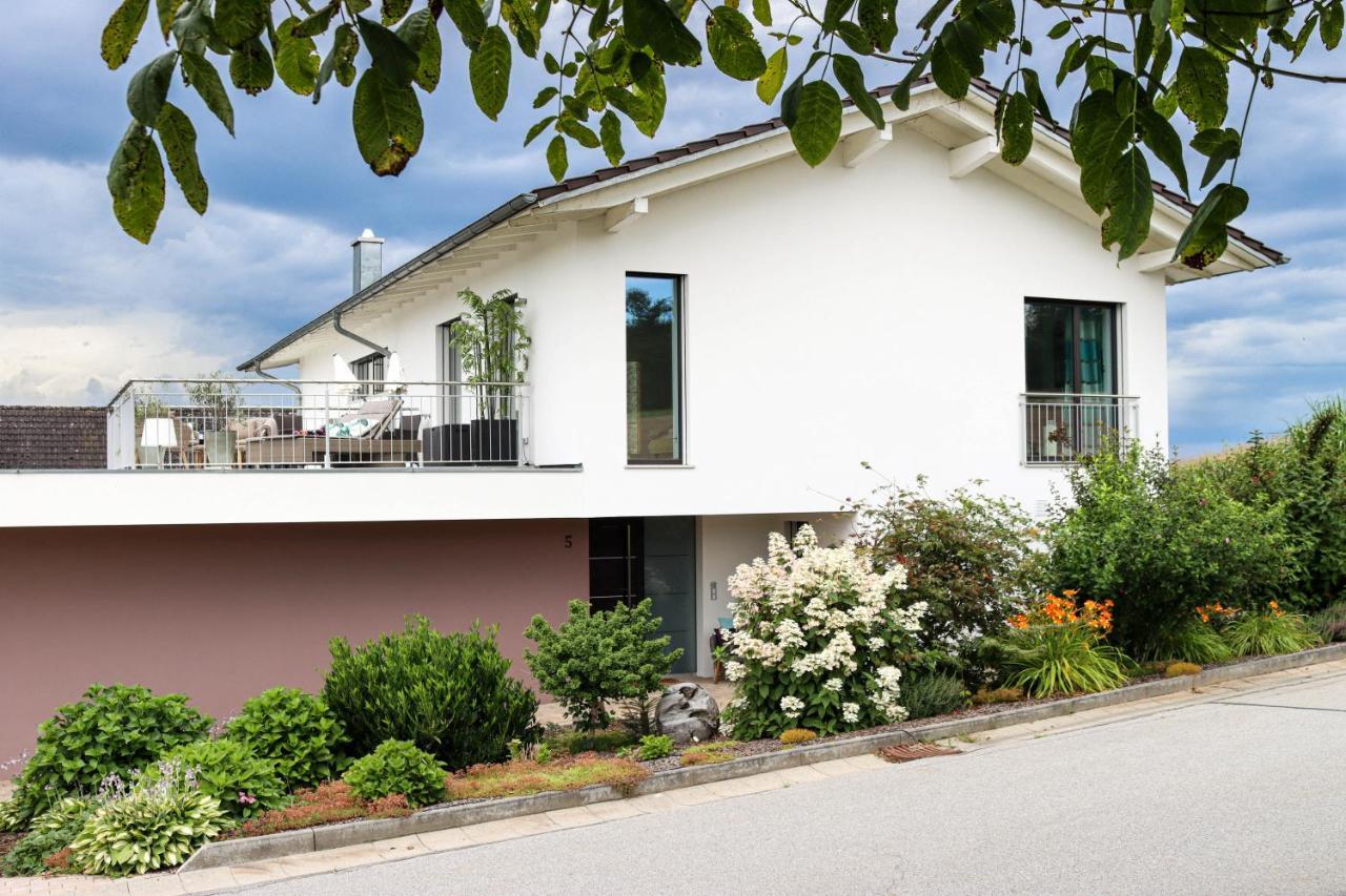 Moderne Ferienwohnung Naehe Bad Griesbach, Haarbach Exteriör bild